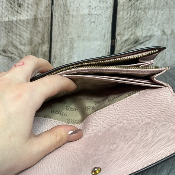 MICHAEL KORS - Wallet - Picture 15 of 15
